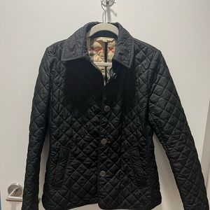 Burberry diamond quilted jacket with inside monogram in black. Size medium